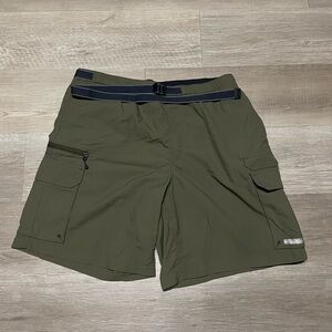 Men's Olive Green Cargo Shorts with Utility Pockets